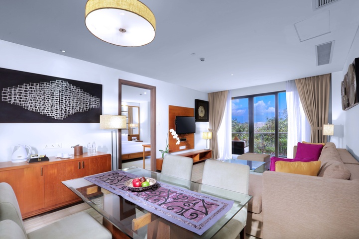 Lv8 Resort Hotel