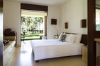 Alila Manggis